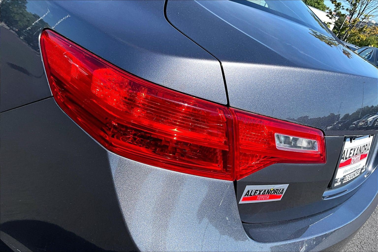 Used 2015 Acura ILX w/ Technology Package FWD image 27