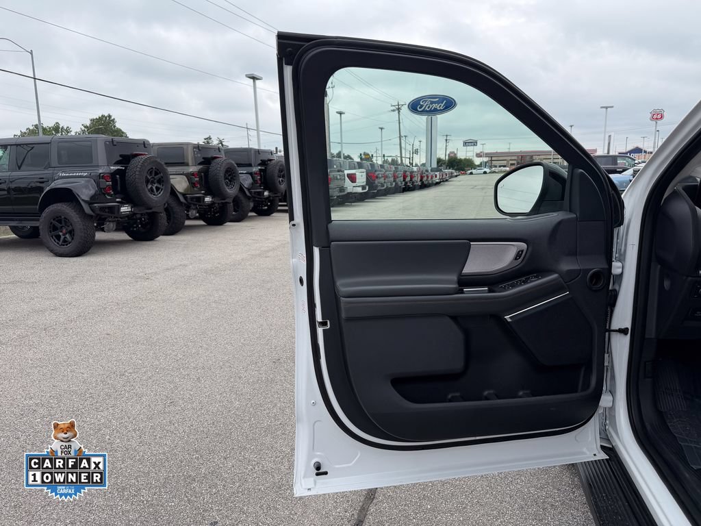 Certified 2025 Ford Expedition Active AWD/4WD image 13