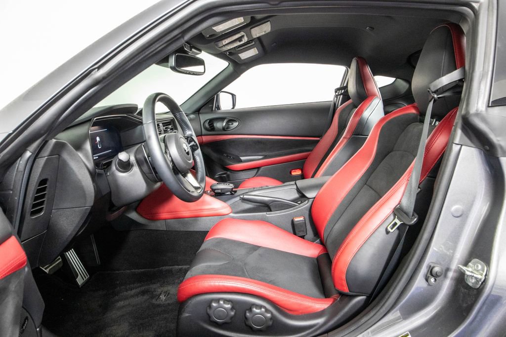 Used 2024 Nissan Z Performance w/ Floor Mat Package image 9