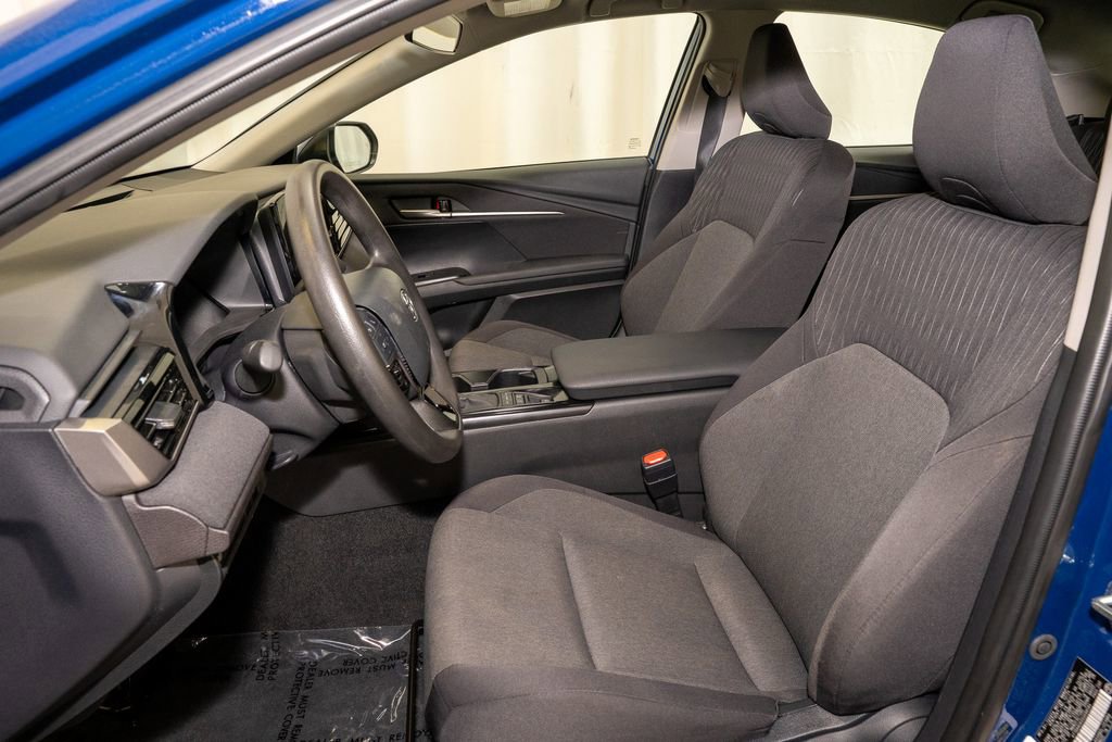 Certified 2025 Toyota Camry LE image 10