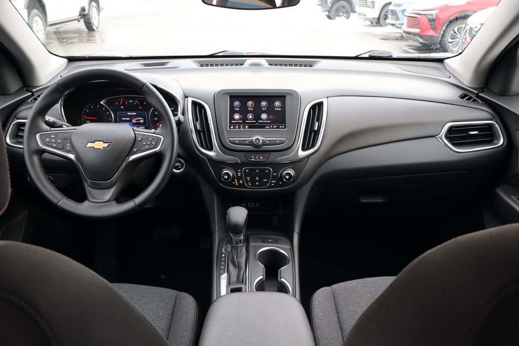 Used 2023 Chevrolet Equinox LT image 38