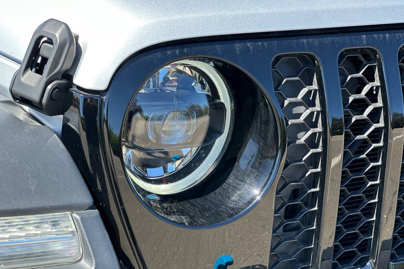 Used 2023 Jeep Wrangler Unlimited w/ Cold Weather Group image 47