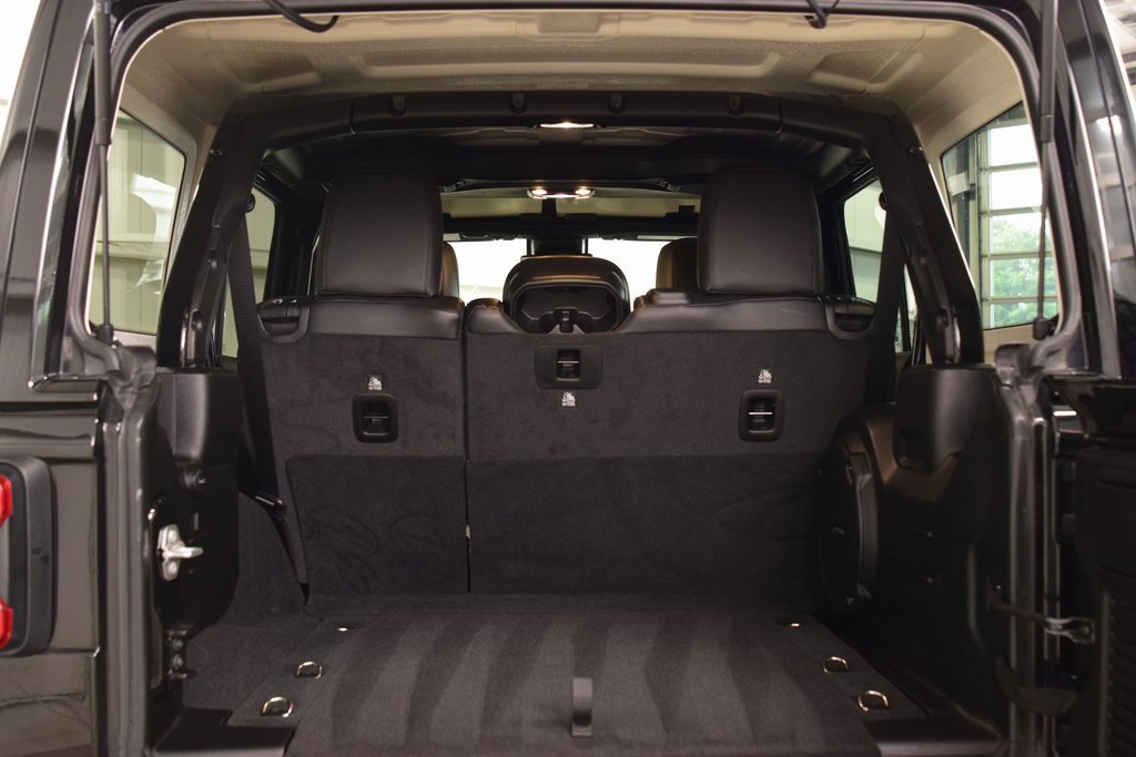 Used 2023 Jeep Wrangler Unlimited Rubicon 392 w/ Xtreme Recon 35" Tire Package image 28