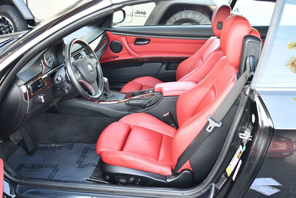 Used 2011 BMW 335i Convertible image 55