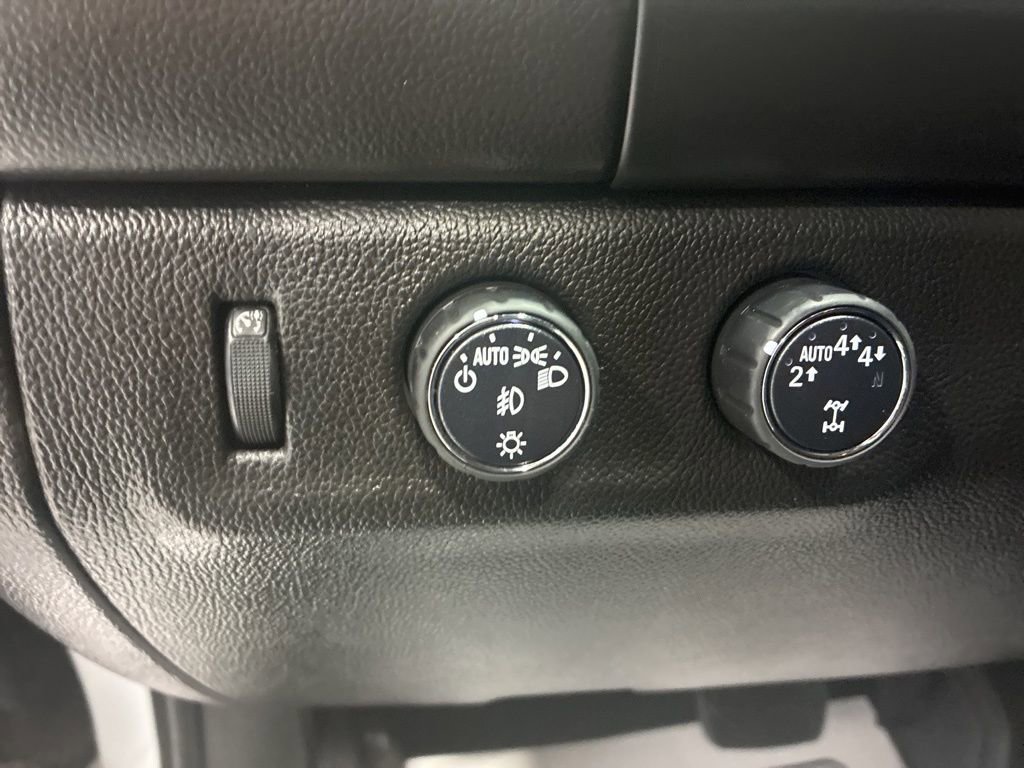 Used 2018 GMC Canyon SLT w/ Driver Alert Package AWD/4WD image 19
