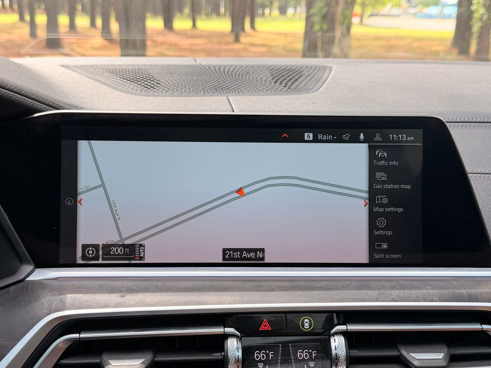 Used 2022 BMW X5 xDrive40i w/ M Sport Package AWD/4WD image 5