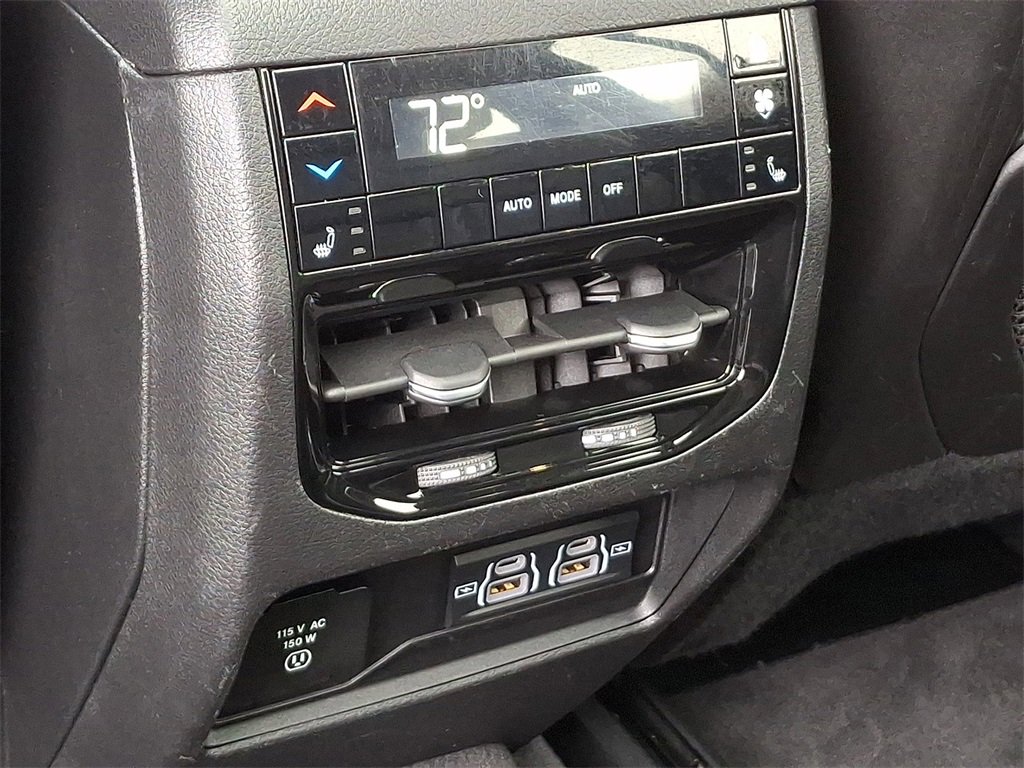 Used 2021 Jeep Grand Cherokee L Limited image 11