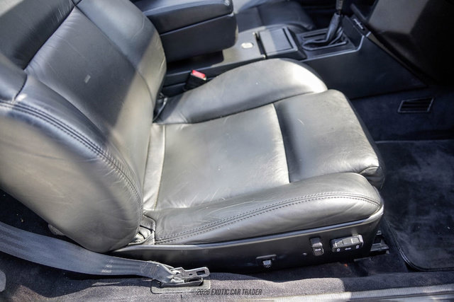 Used 1993 Cadillac Allante FWD image 33