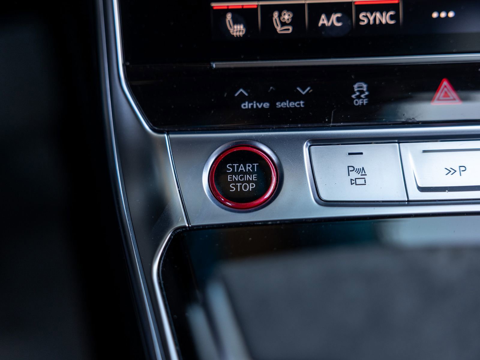 Used 2023 Audi RS 6 AWD/4WD image 59