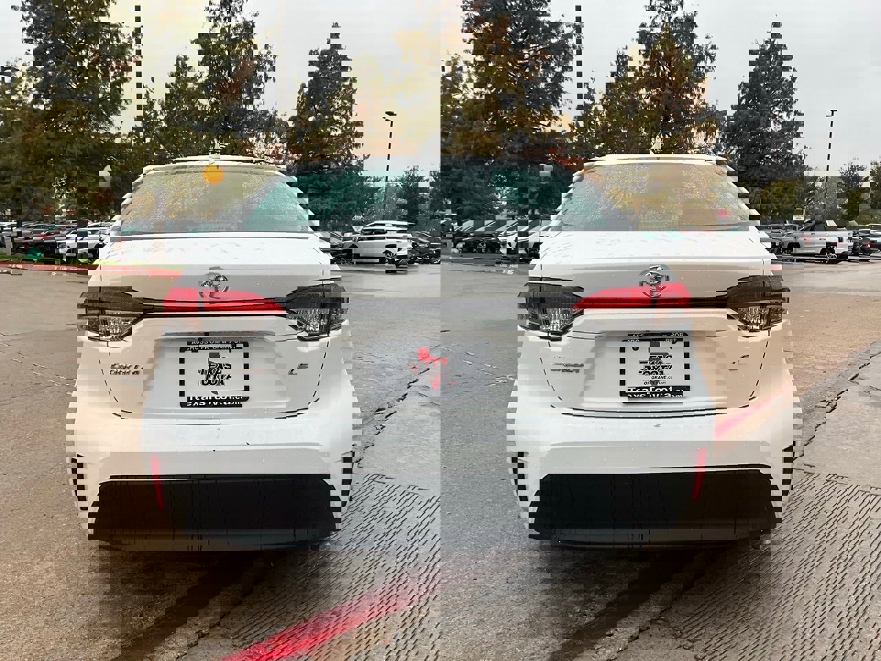 Used 2024 Toyota Corolla LE image 7