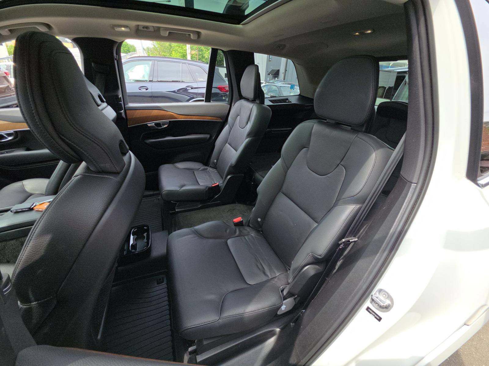 Used 2023 Volvo XC90 B6 Plus w/ Protection Package Premier AWD/4WD image 19