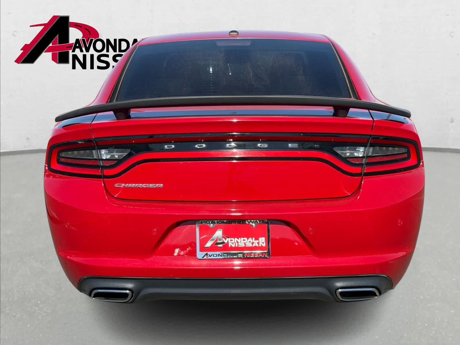 Used 2017 Dodge Charger SE w/ Popular Equipment Group RWD image 4