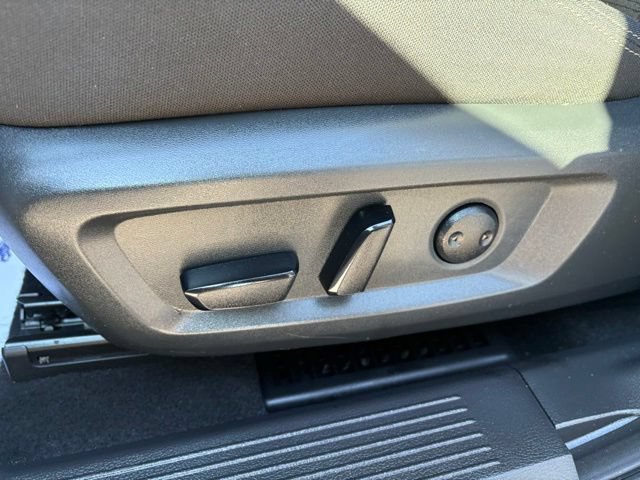 Used 2023 Nissan Rogue SV AWD/4WD image 25