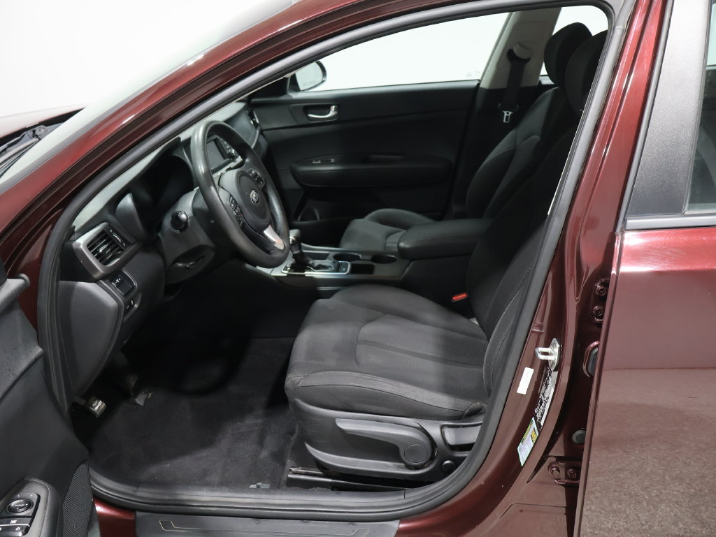 Used 2017 Kia Optima LX FWD image 9