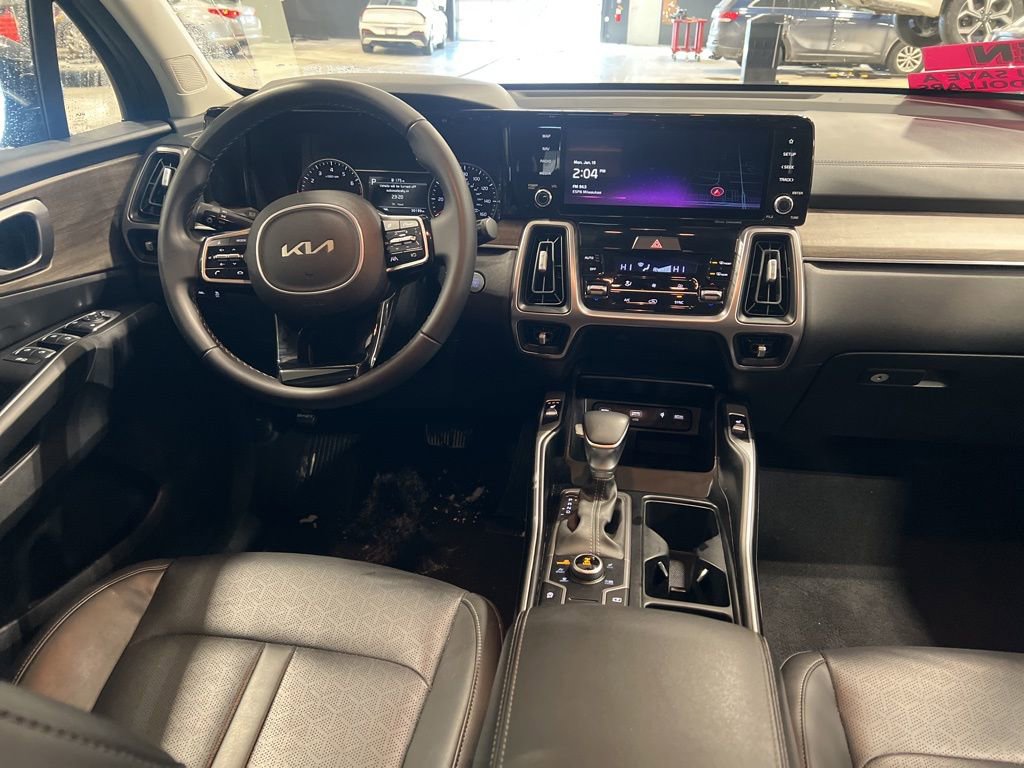 Certified 2023 Kia Sorento S image 17