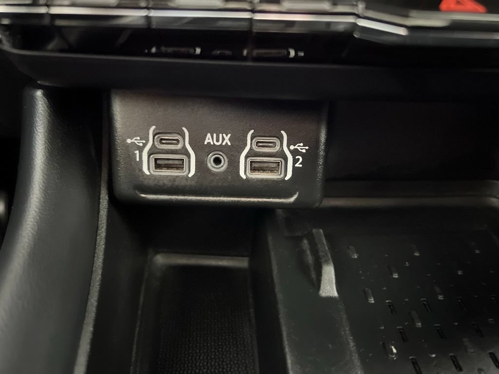 Used 2025 Dodge Durango GT AWD/4WD image 57