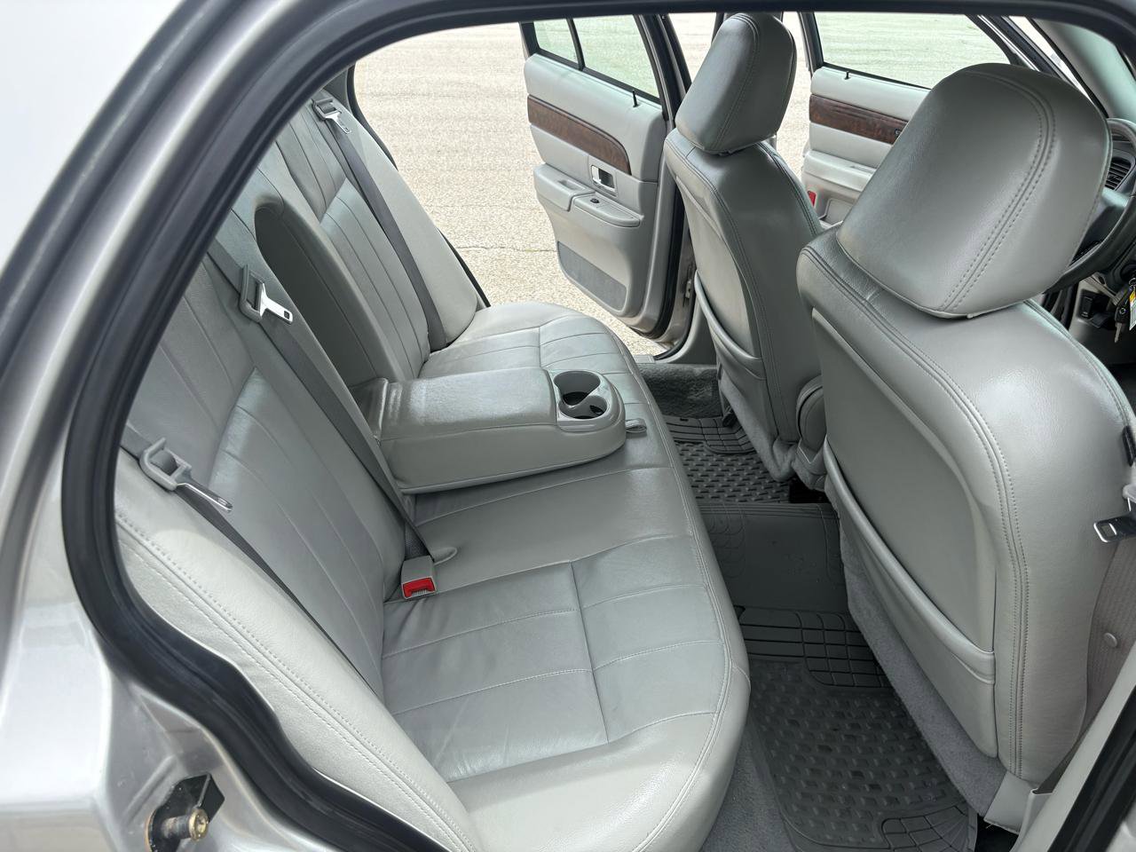 Used 2005 Mercury Grand Marquis LS RWD image 26