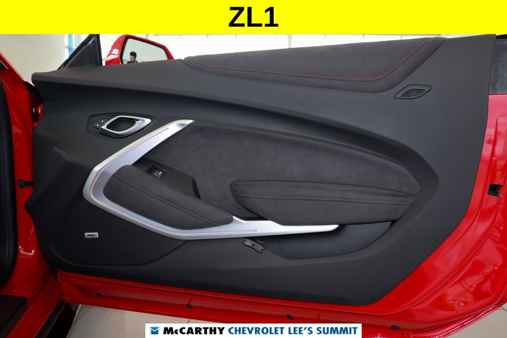 Used 2021 Chevrolet Camaro ZL1 RWD image 19
