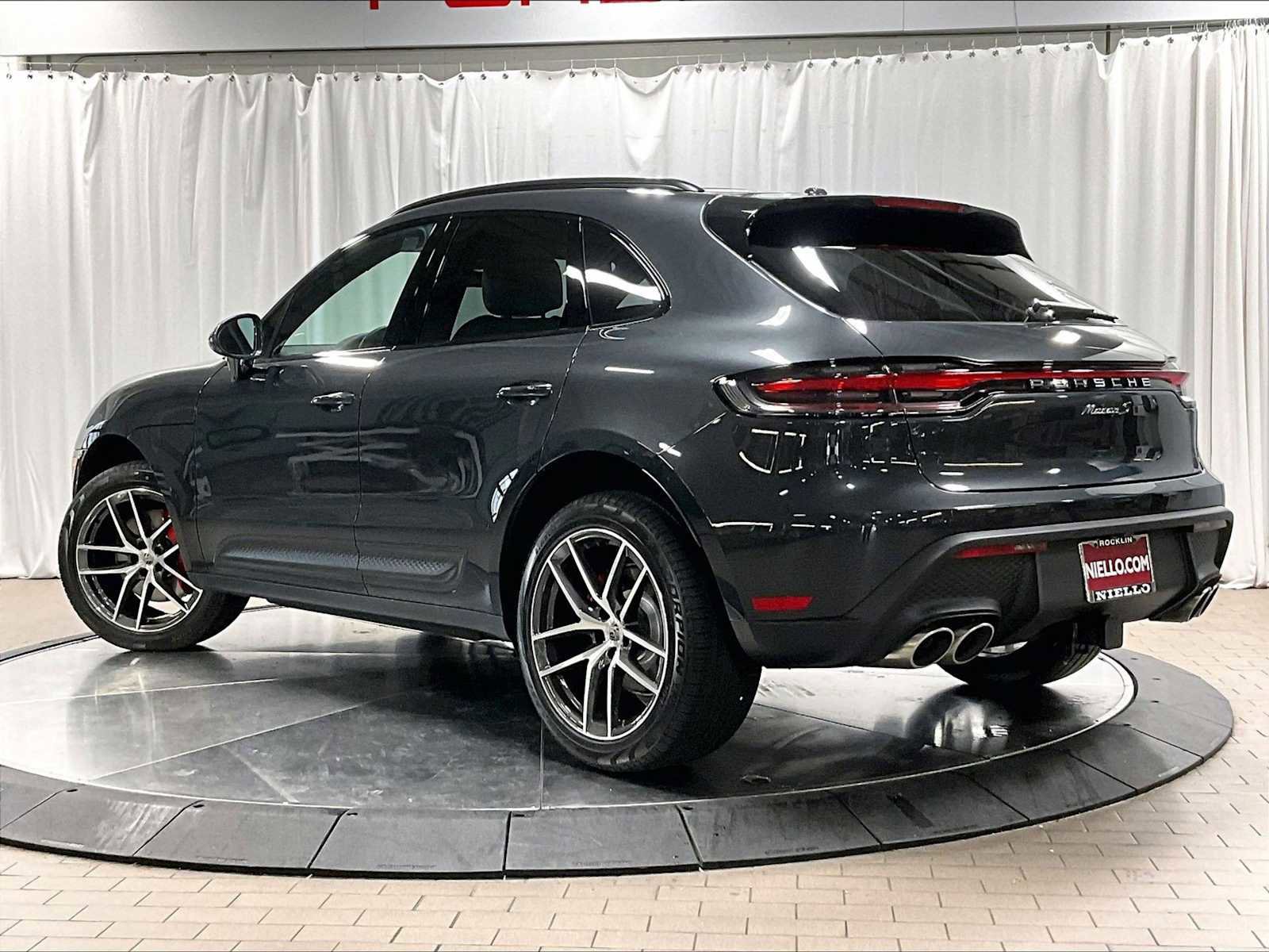 Used 2026 Porsche Macan S image 3