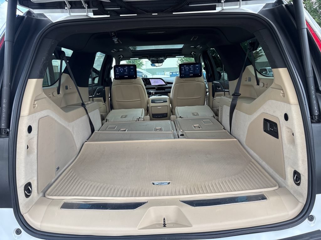 Certified 2021 Cadillac Escalade ESV Premium Luxury AWD/4WD image 58