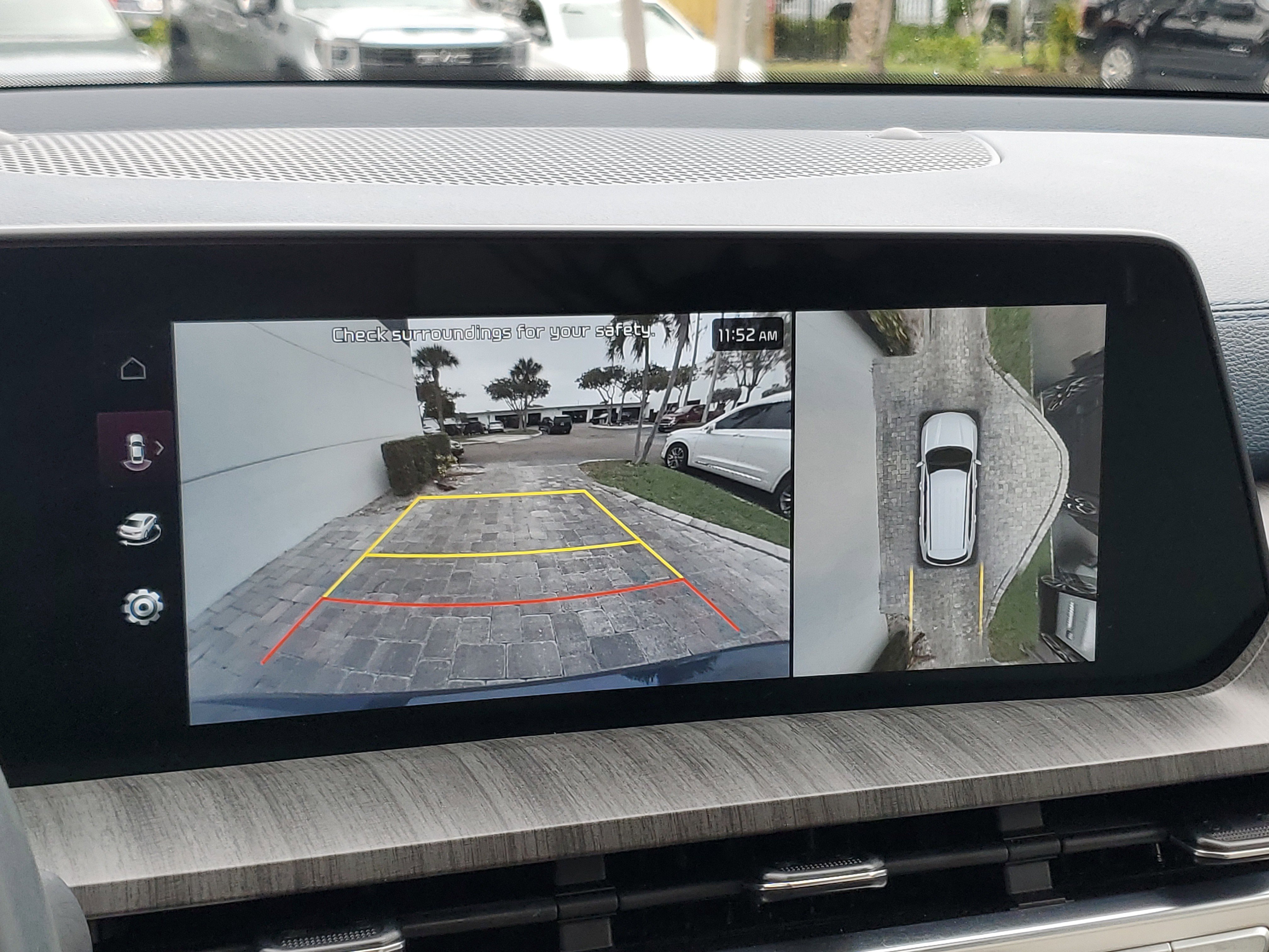 Used 2024 Kia Telluride SX Prestige w/ Towing Package image 30