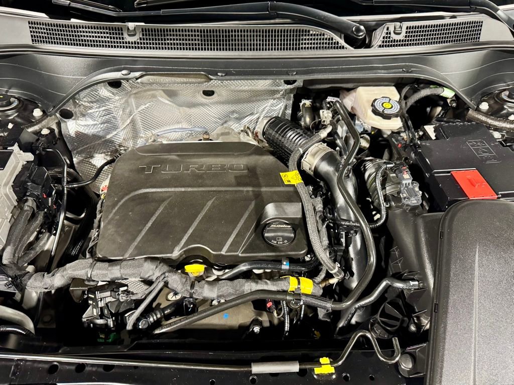 Used 2024 Buick Envista Preferred w/ Convenience I Package image 11