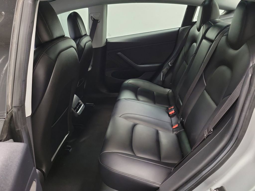 Used 2018 Tesla Model 3 Long Range image 24