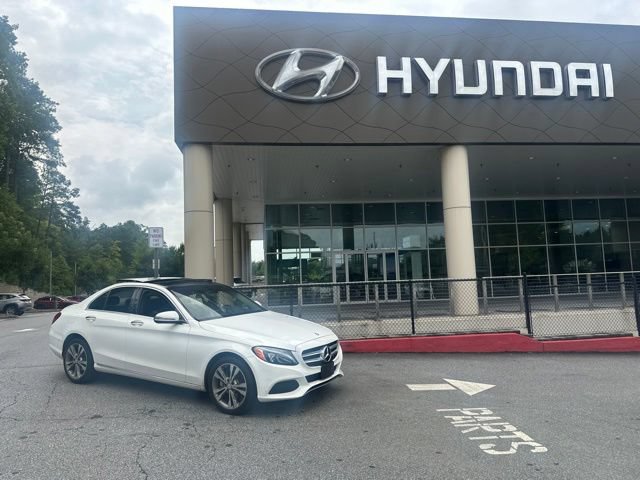 Used 2017 Mercedes-Benz C 300 4MATIC Sedan image 1