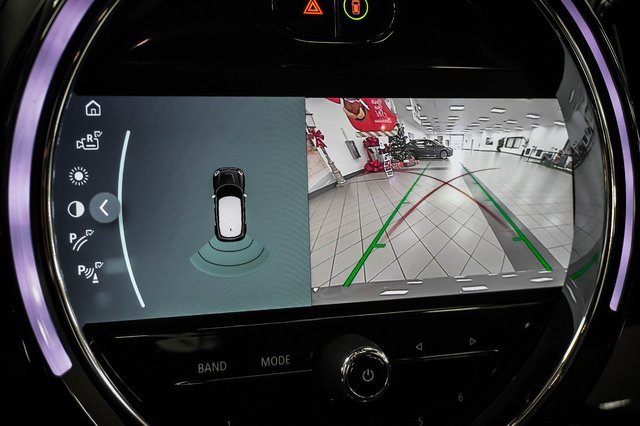 Used 2022 MINI Cooper Countryman S w/ Premium Package image 15