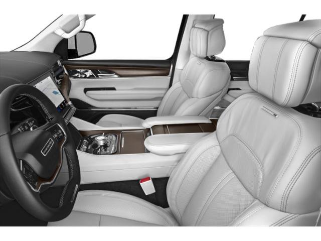 Certified 2022 Jeep Grand Wagoneer Series III AWD/4WD image 9