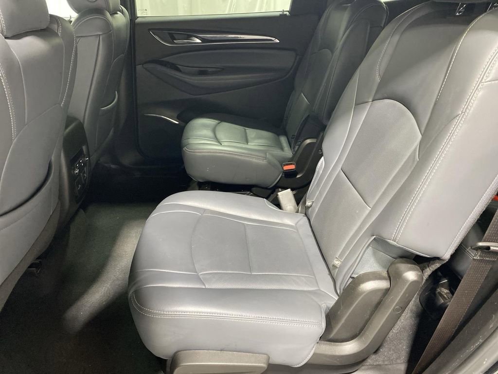 Used 2024 Buick Enclave Premium image 25