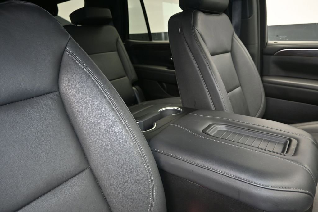 Used 2024 Chevrolet Tahoe Z71 w/ Luxury Package AWD/4WD image 26