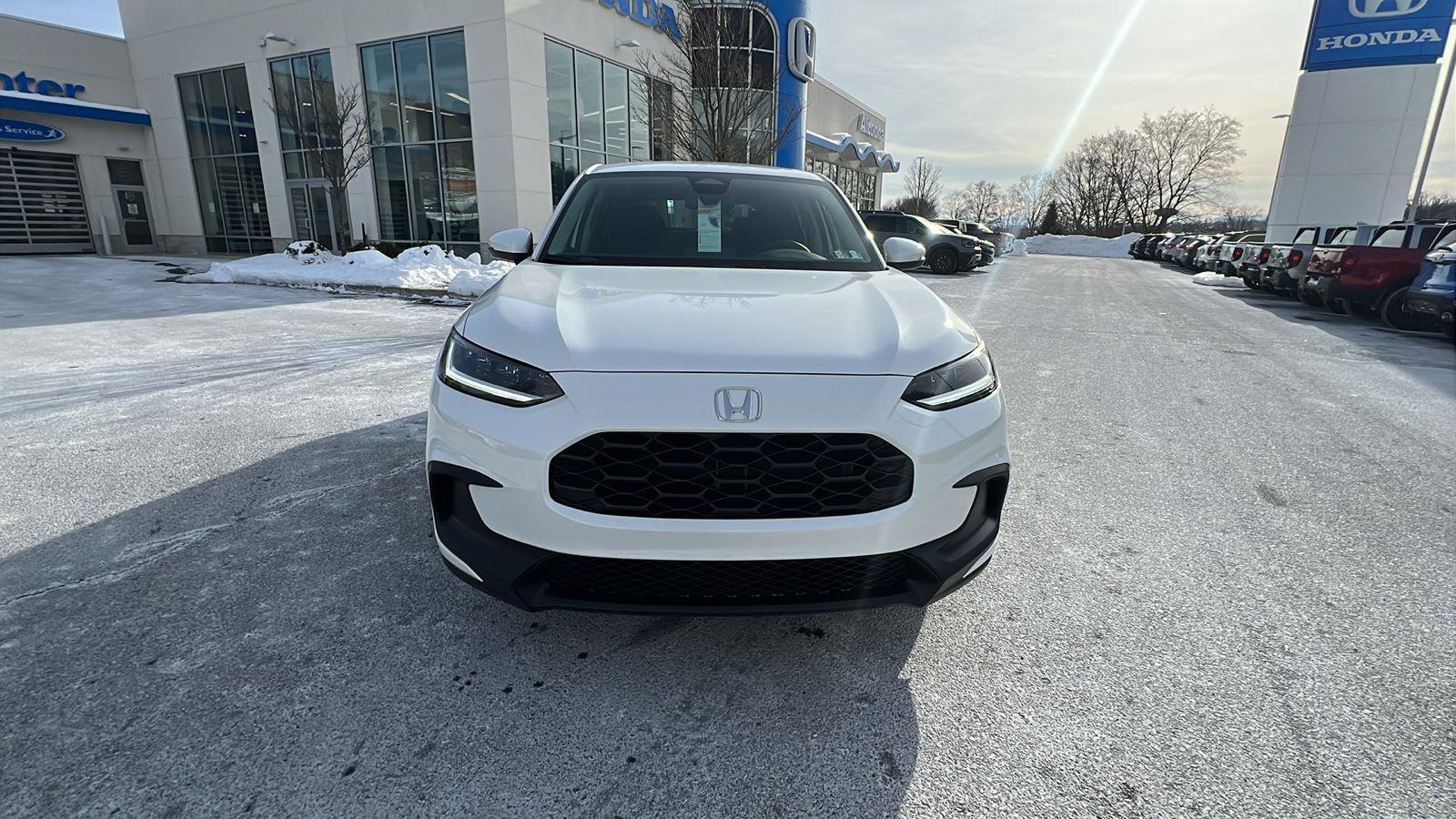 New 2026 Honda HR-V LX image 9