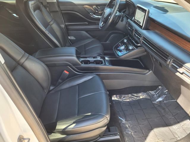 Used 2022 Lincoln Corsair Reserve w/ Equipment Group 201A image 9