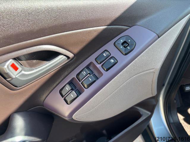 Used 2015 Hyundai Tucson SE image 15