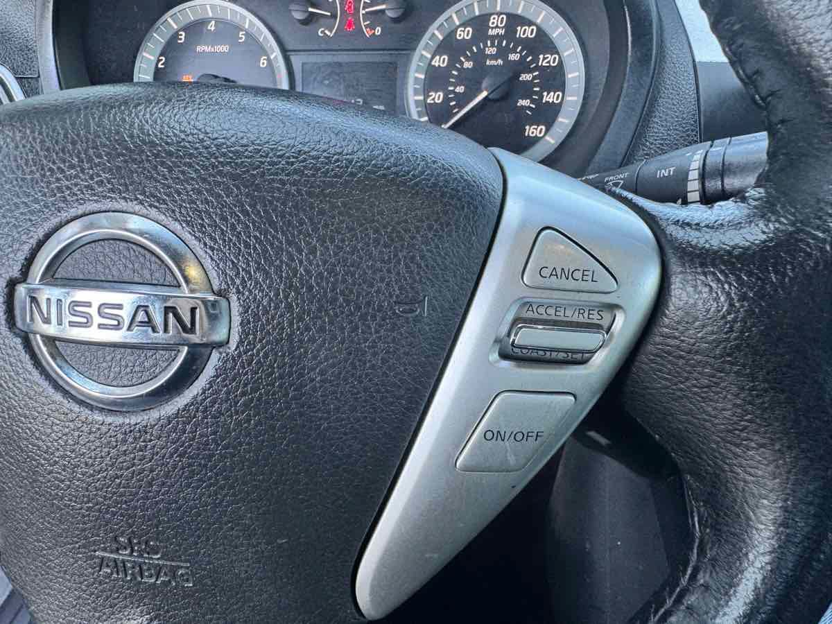 Used 2015 Nissan Sentra SR FWD image 38