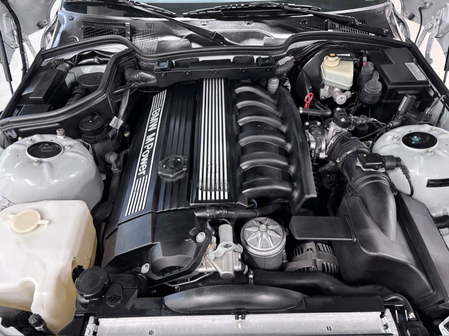 Used 2000 BMW Z3 image 13