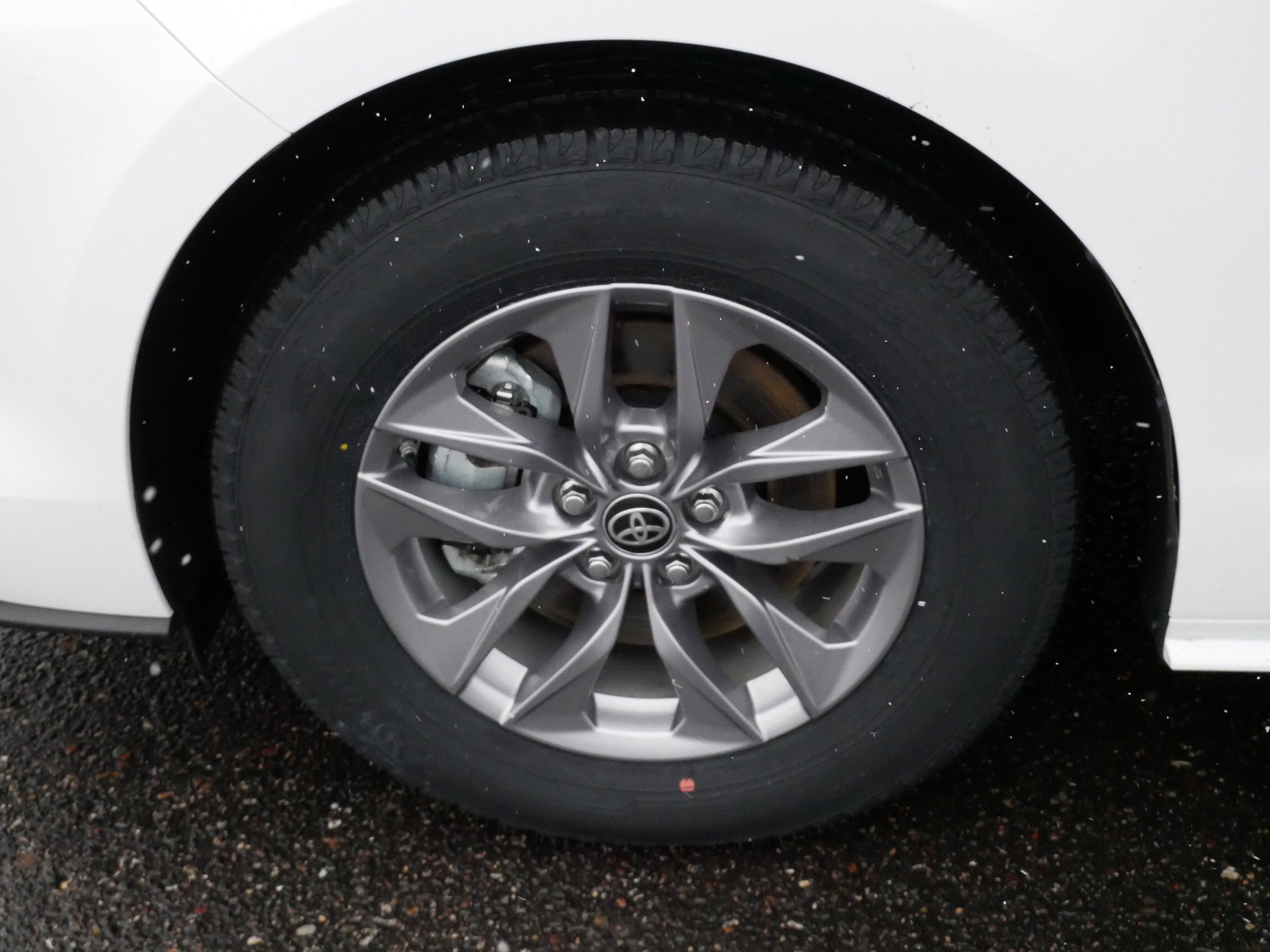 Certified 2025 Toyota Sienna LE image 15