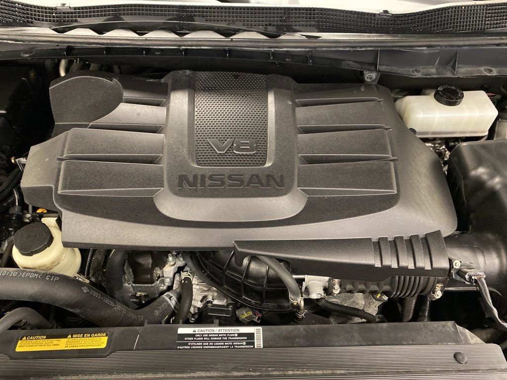 Used 2024 Nissan Titan PRO-4X w/ Pro-4x Convenience Package image 4