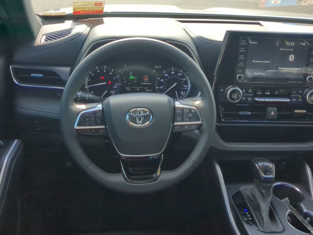 Used 2021 Toyota Highlander XSE image 22