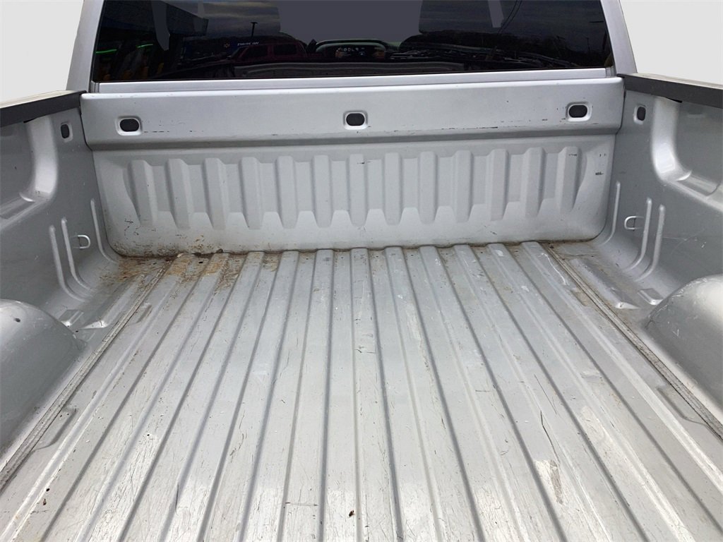 Used 2018 Chevrolet Silverado 1500 LT w/ All Star Edition image 32