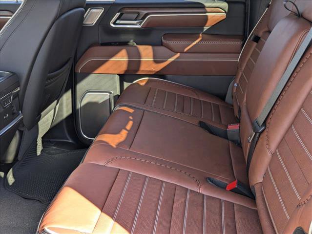 New 2026 GMC Sierra 2500 Denali Ultimate w/ Max Trailering Package image 17