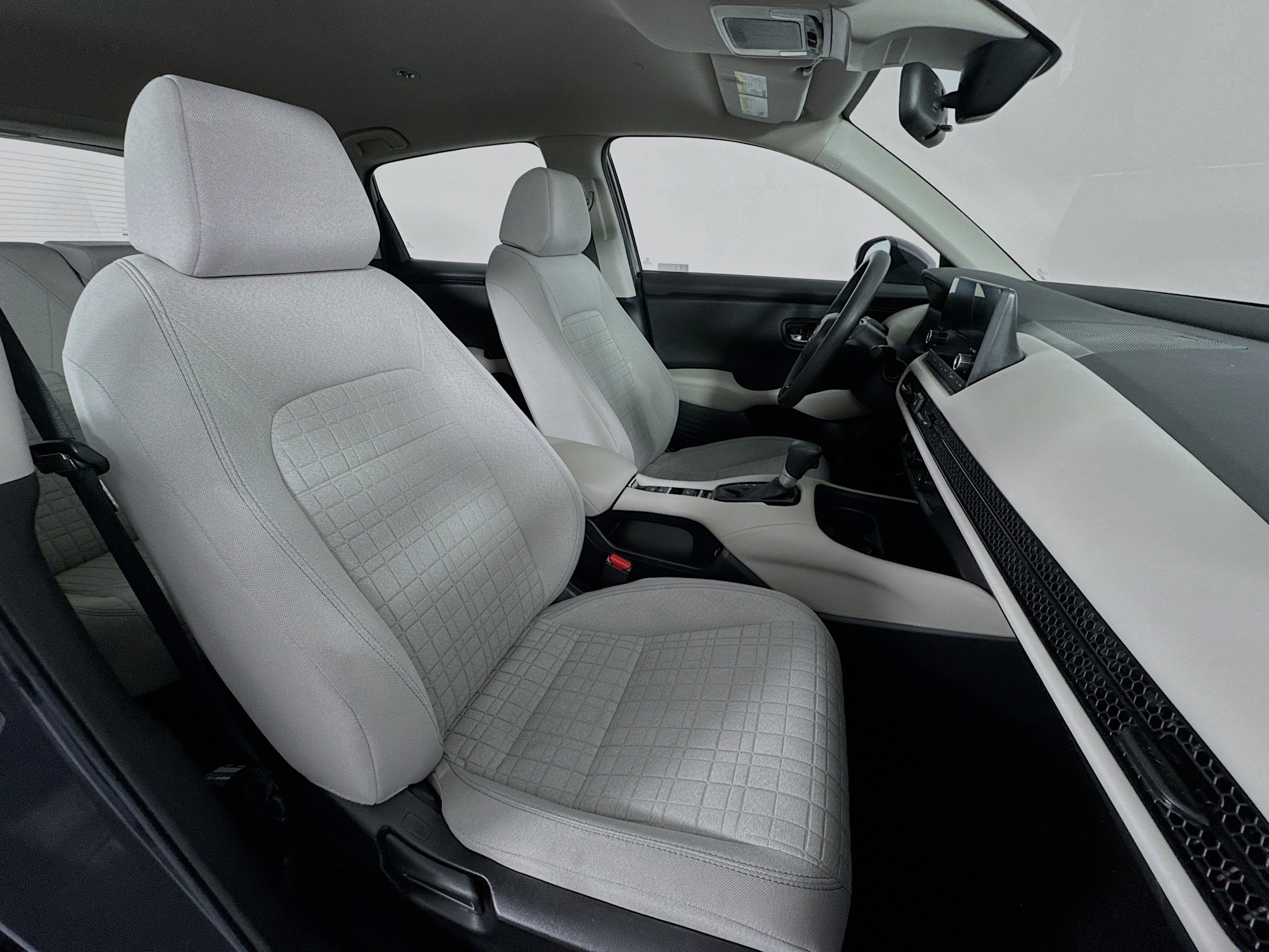 Certified 2023 Honda HR-V LX image 25