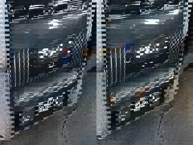 Used 2022 Jeep Wagoneer Series II image 29