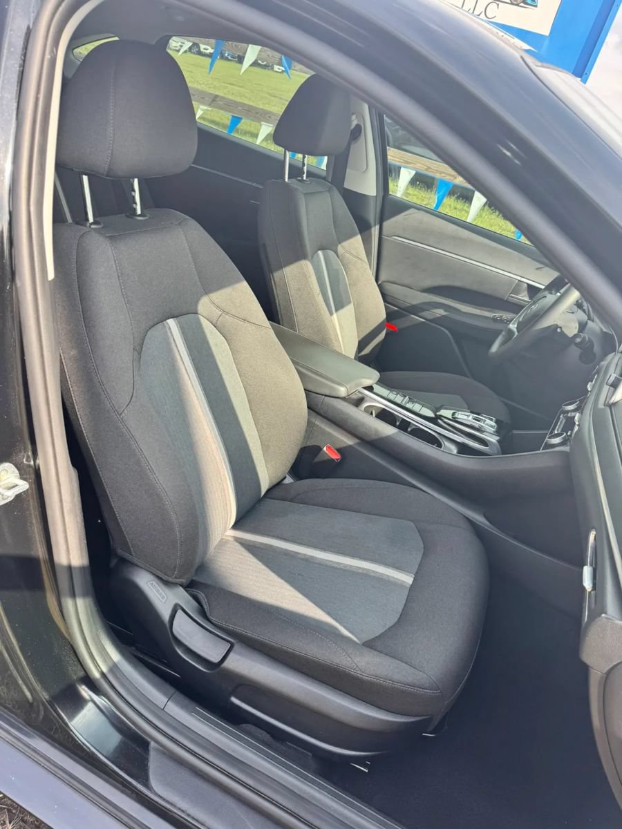Used 2020 Hyundai Sonata SEL w/ Convenience + Sunroof Package FWD image 17