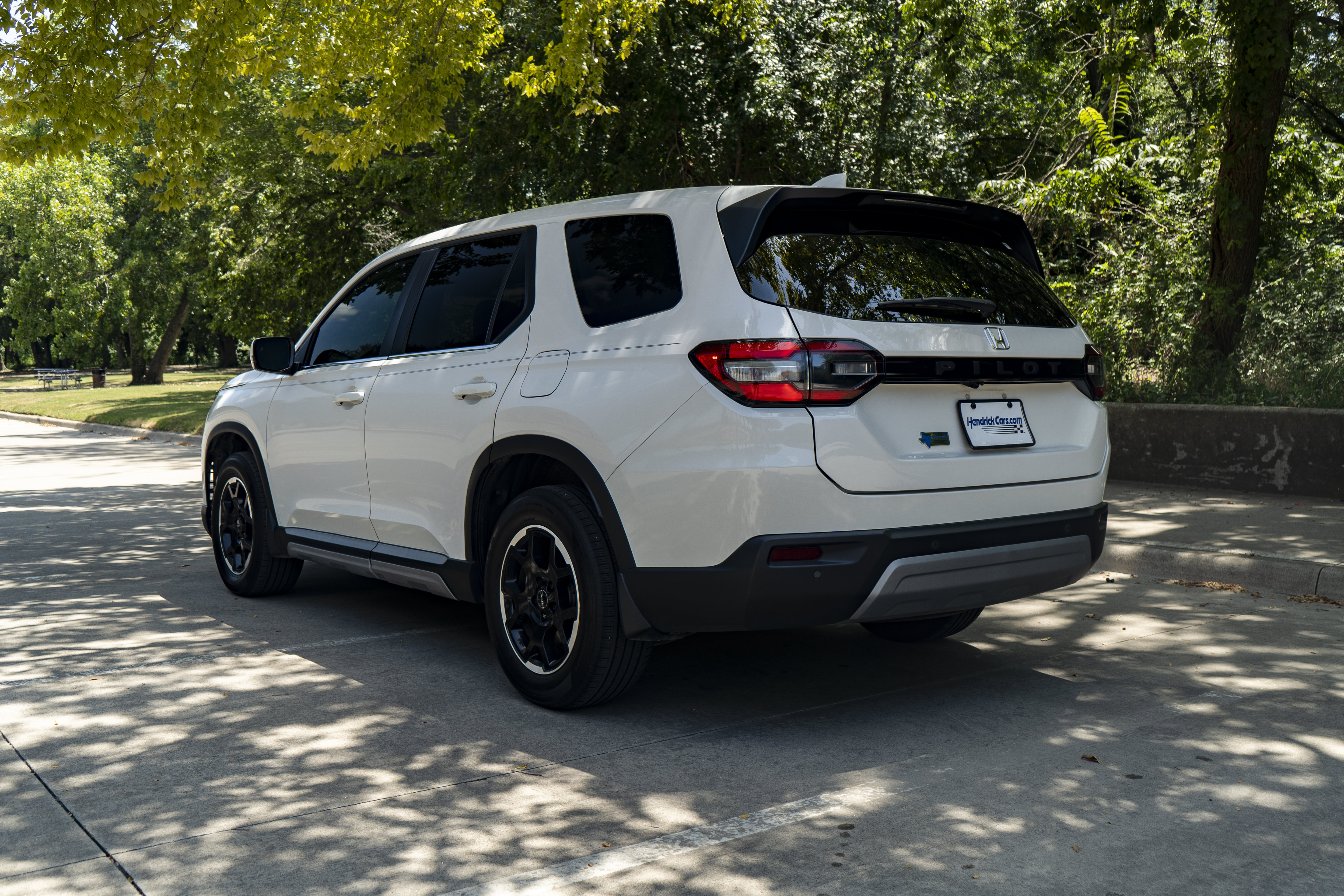 Certified 2025 Honda Pilot EX-L image 7
