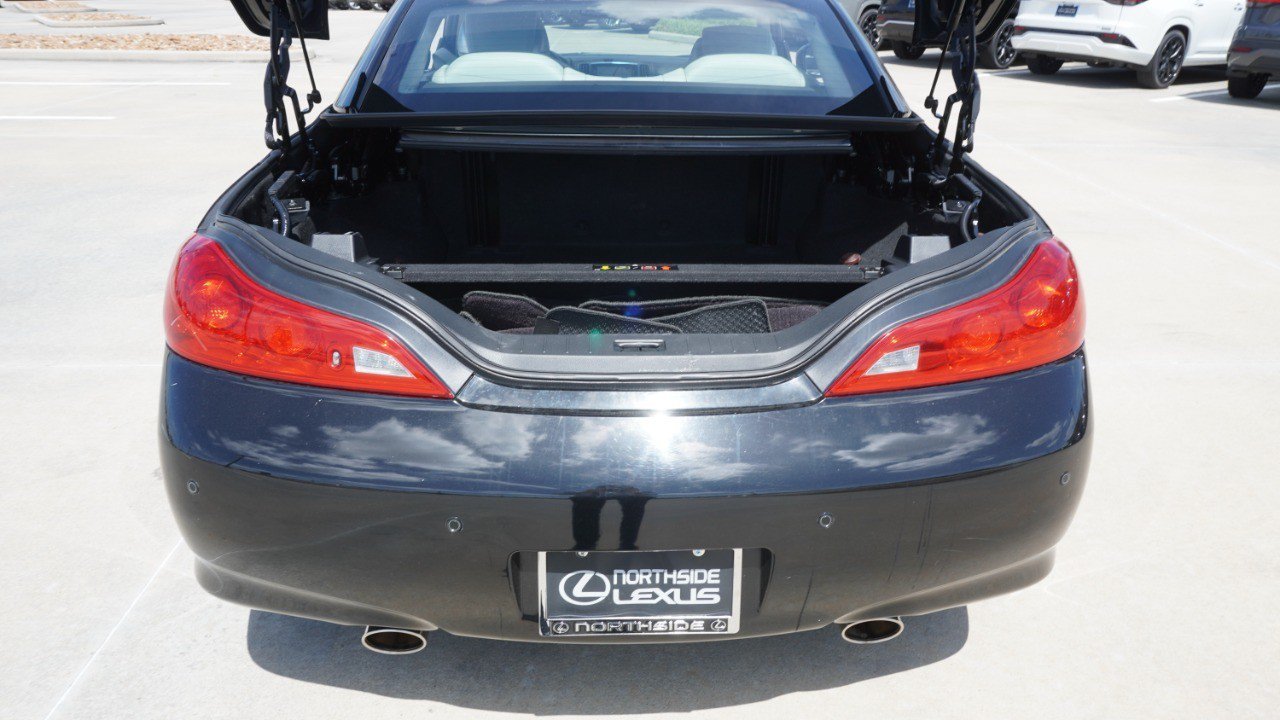 Used 2010 INFINITI G37 Convertible w/ Premium Pkg RWD image 32