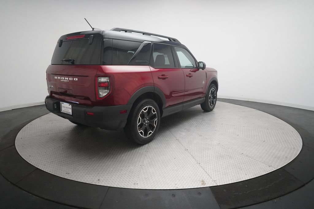 Used 2025 Ford Bronco Sport Outer Banks w/ Outer Banks Tech Package+ AWD/4WD image 34