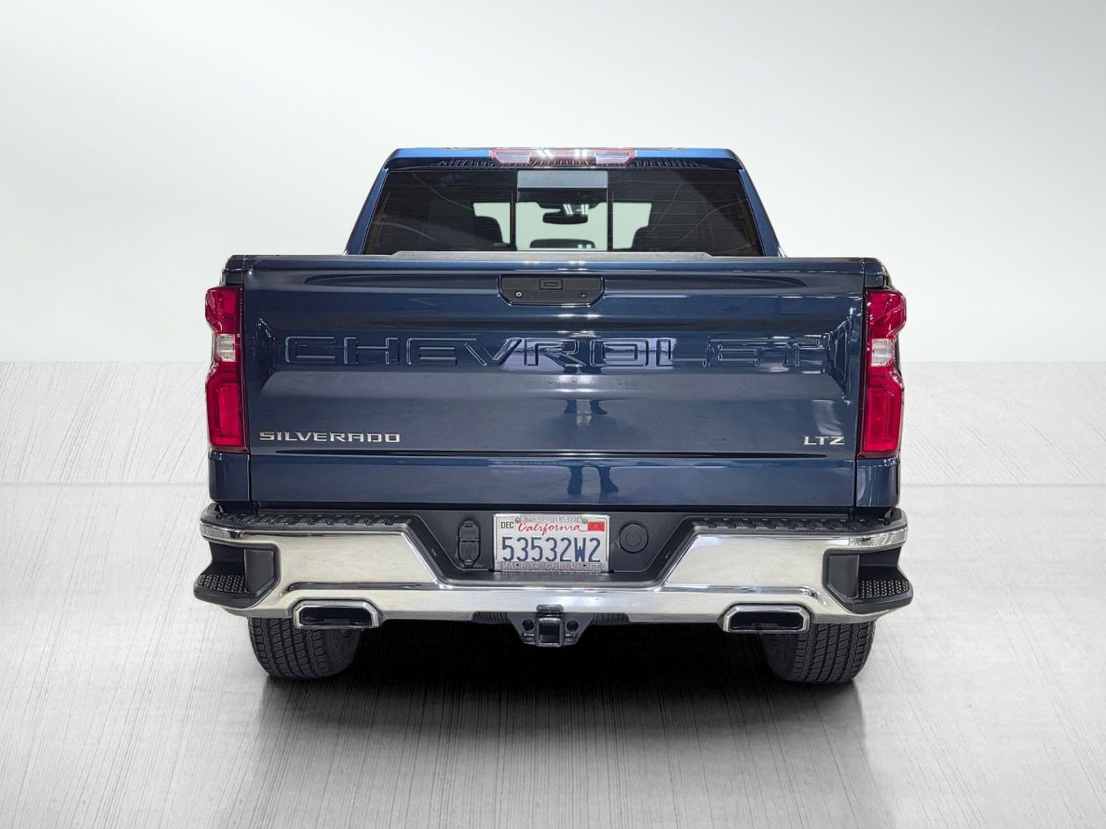 Used 2019 Chevrolet Silverado 1500 LTZ w/ LTZ Convenience Package AWD/4WD image 6