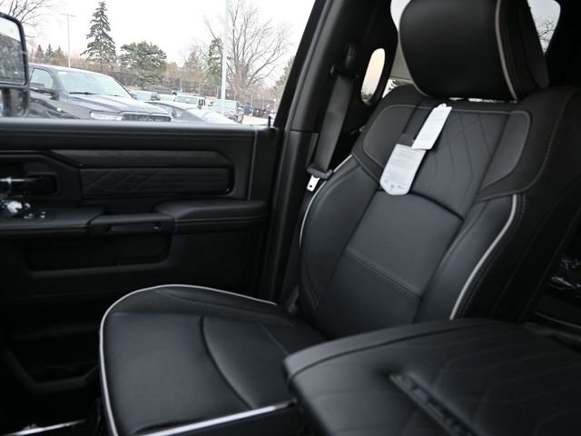 New 2026 RAM 3500 Limited AWD/4WD image 42